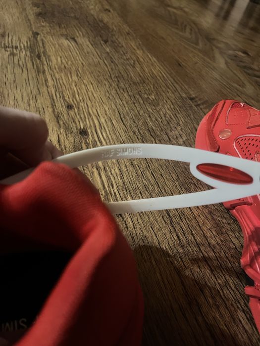 raf simons cylon 21 red 43