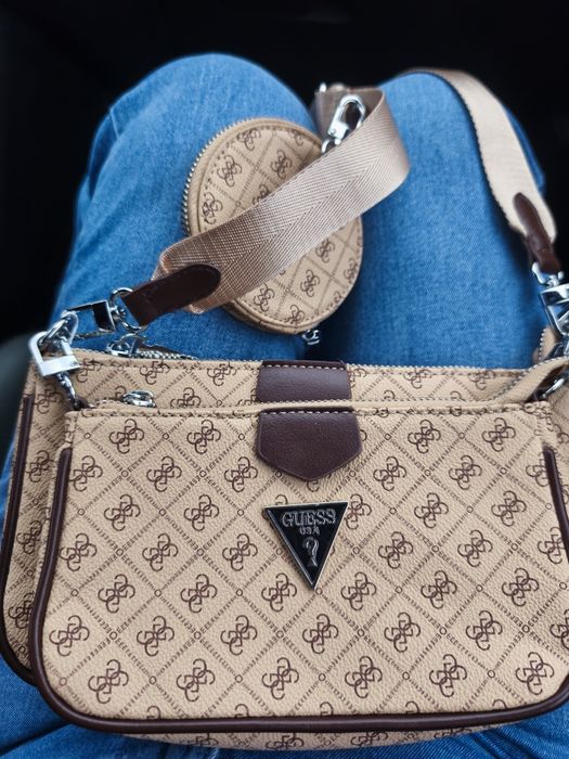 Torebka guess na co dzień listonoszka Ala nerka przez ramię beżowa