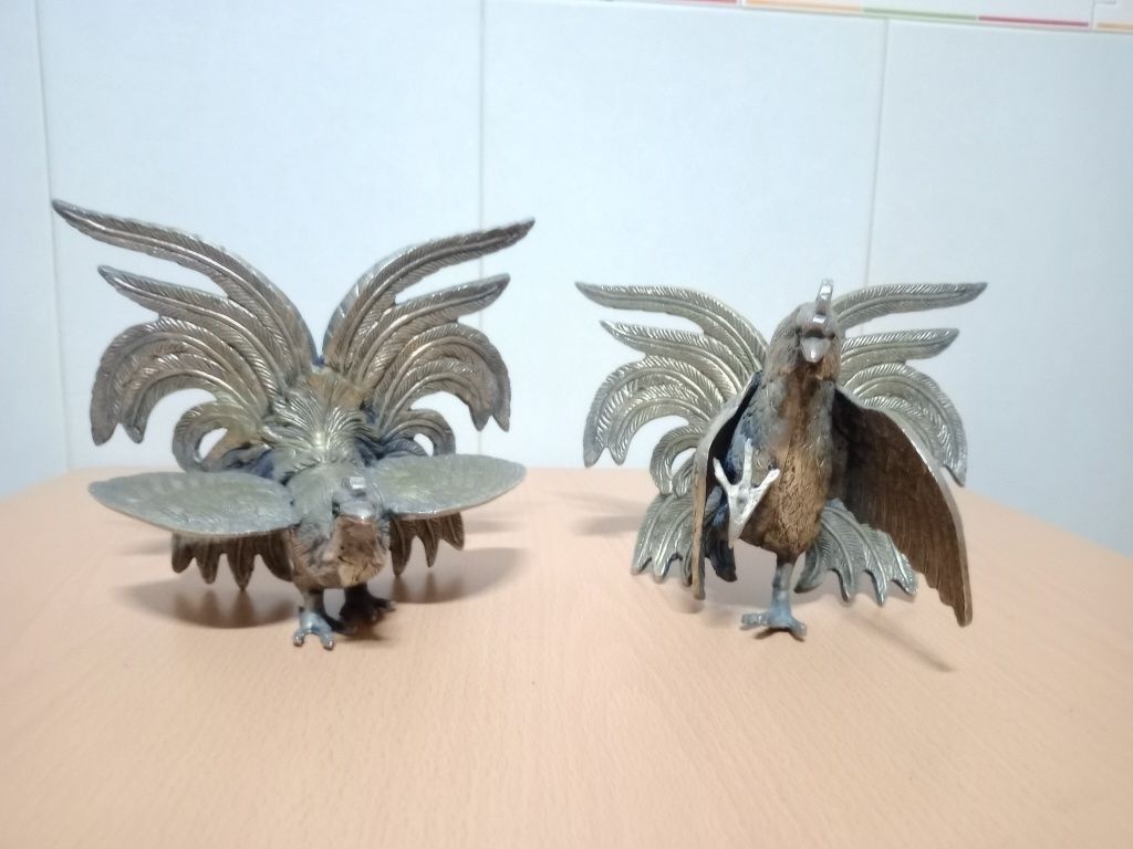 Animais em metal