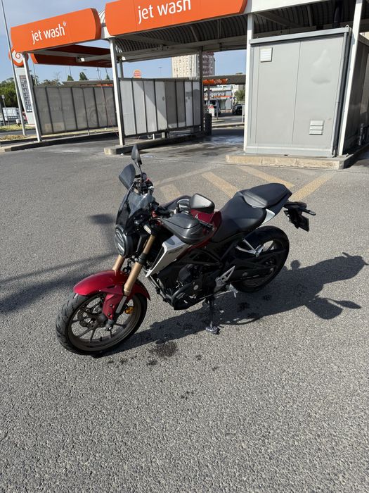 Honda cb 125r 2023