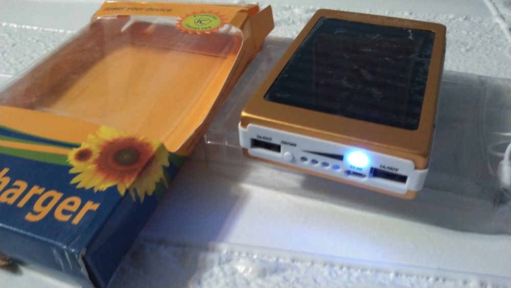 Power Bank Solar Charger 50000 mAh (зарядное устройство + фонарь)