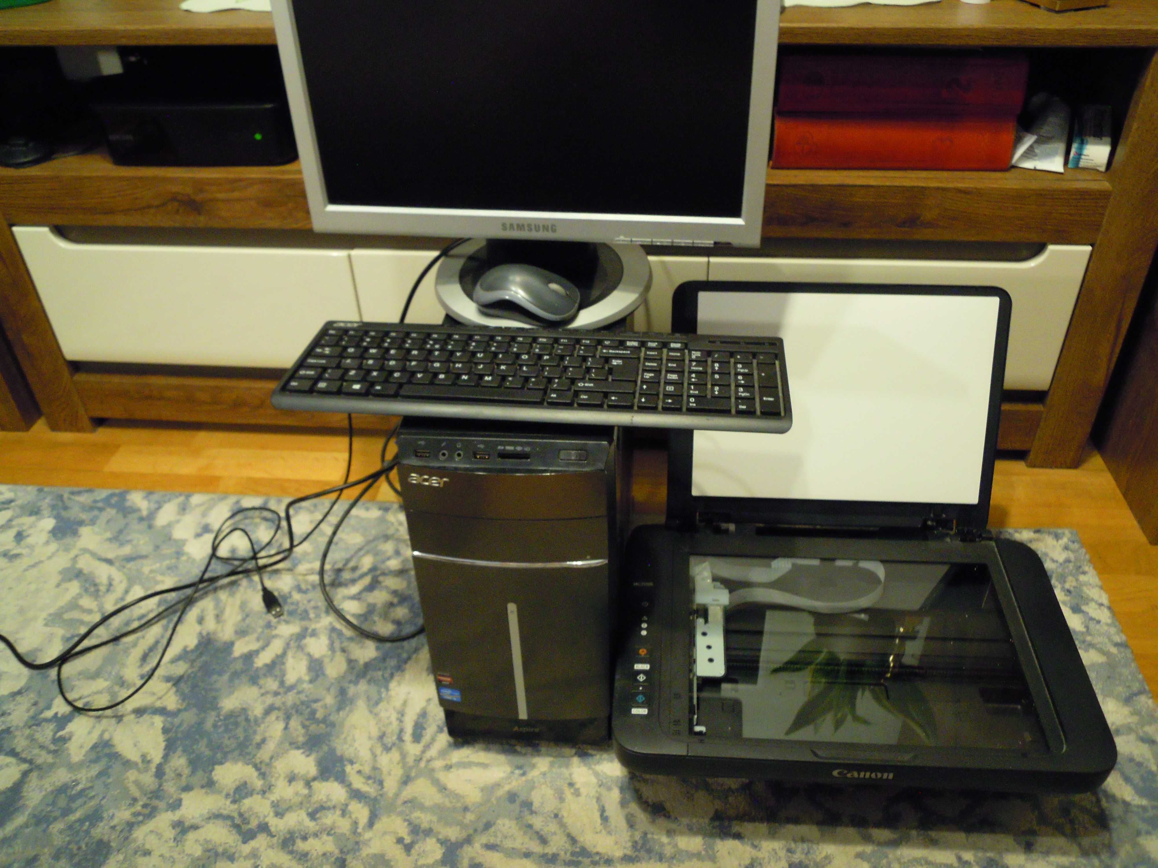 Używany komputer ACER MC605 wraz monitorem, drukarką 3x1 i klawiaturą,