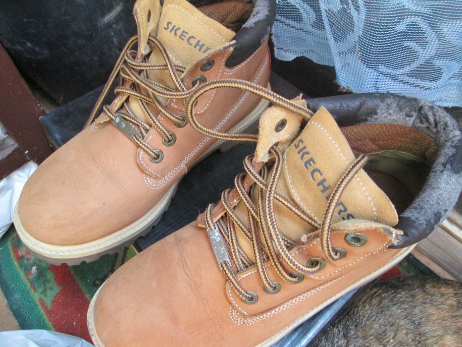 Зимові черевики  38- 39р.Skechers