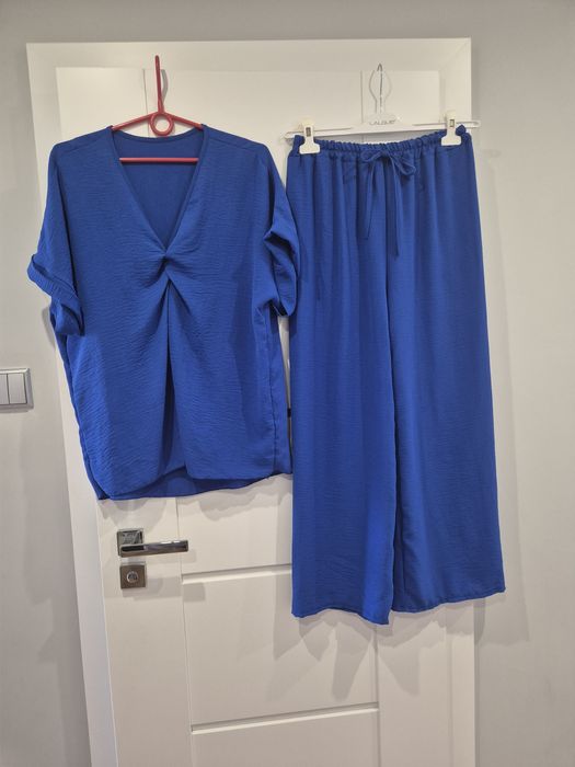 Nowy bez metki letni habrowy granatowy kostium  Xl bluzka i spodnie