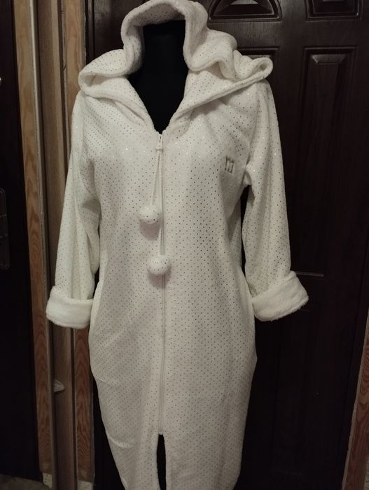 Nowy biały szlafrok Monnari L/Xl  42 złote kropeczki