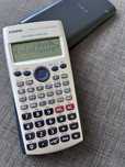 Kalkulator naukowy CASIO fx-570ES