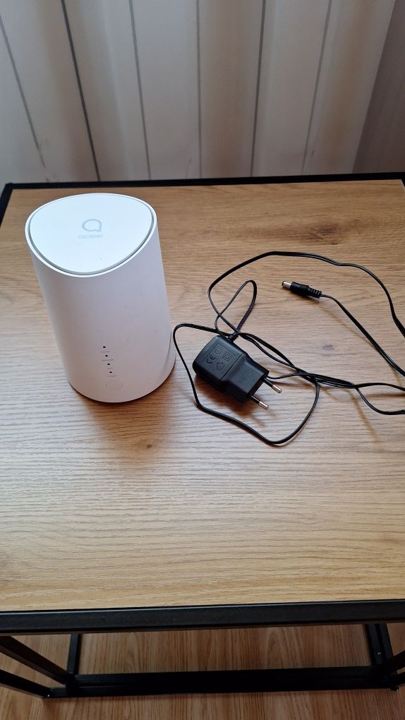 Router Alcatel HH71VM