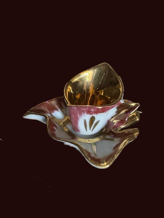 3 chávenas miniaturas de coleção