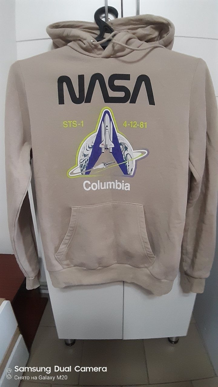 Продам мужскую одежду.  Размер L,M.