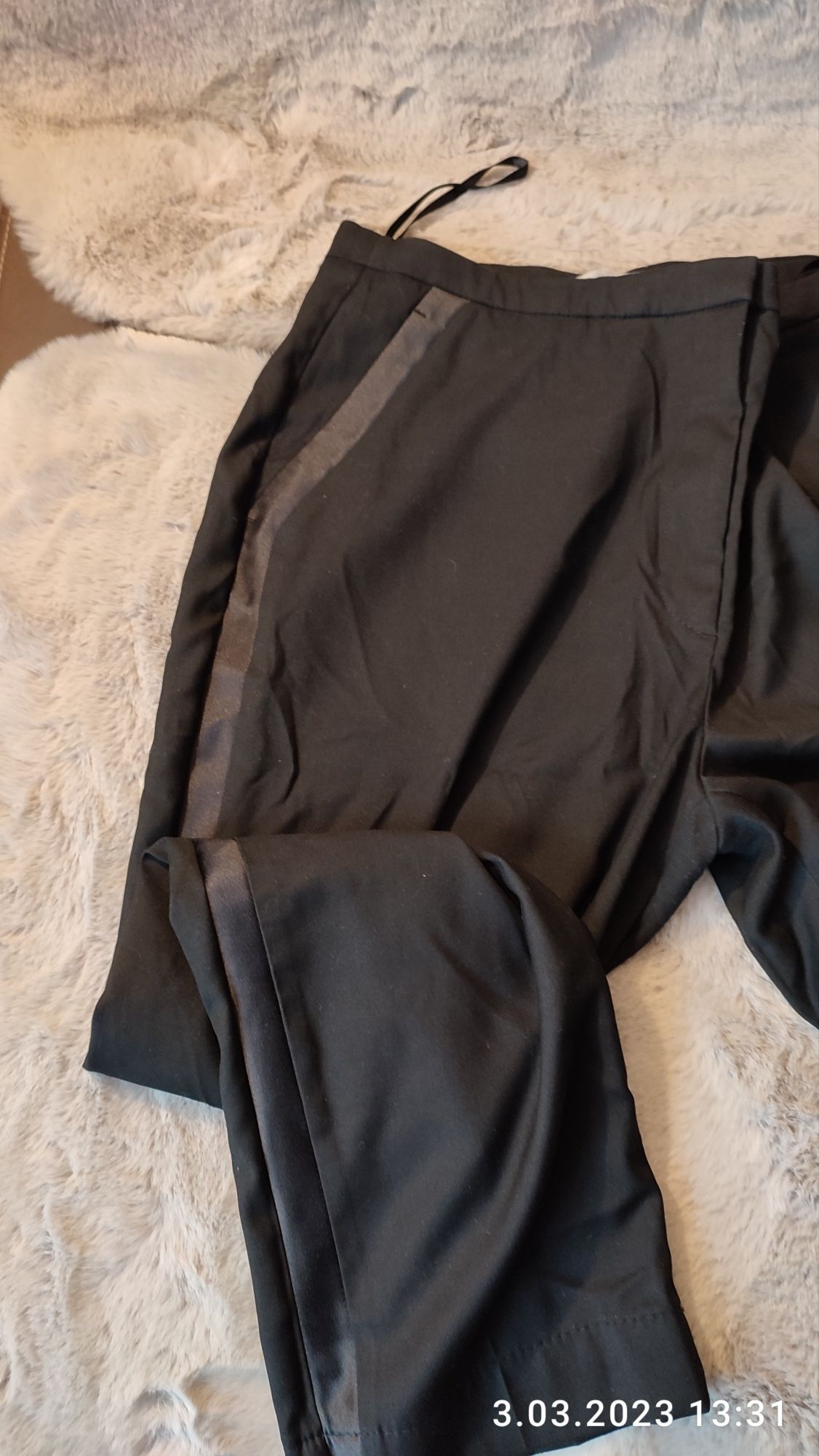 Czarne spodnie damskie H&M, rozmiar 42