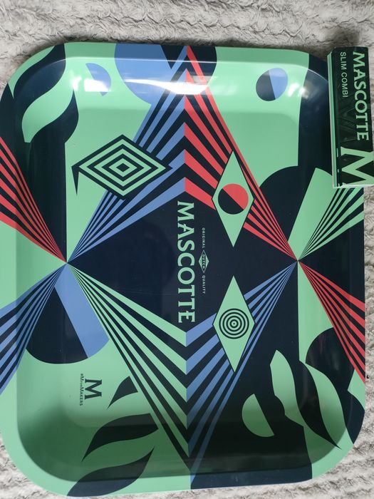 Tacka, duży rozmiar