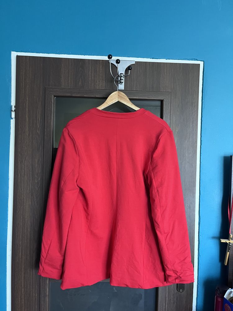 Czerwona dłuższa marynarka damska BeWear r.Xl,