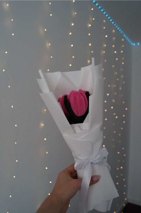 Букети з атласної стрічки та сінельного дроту