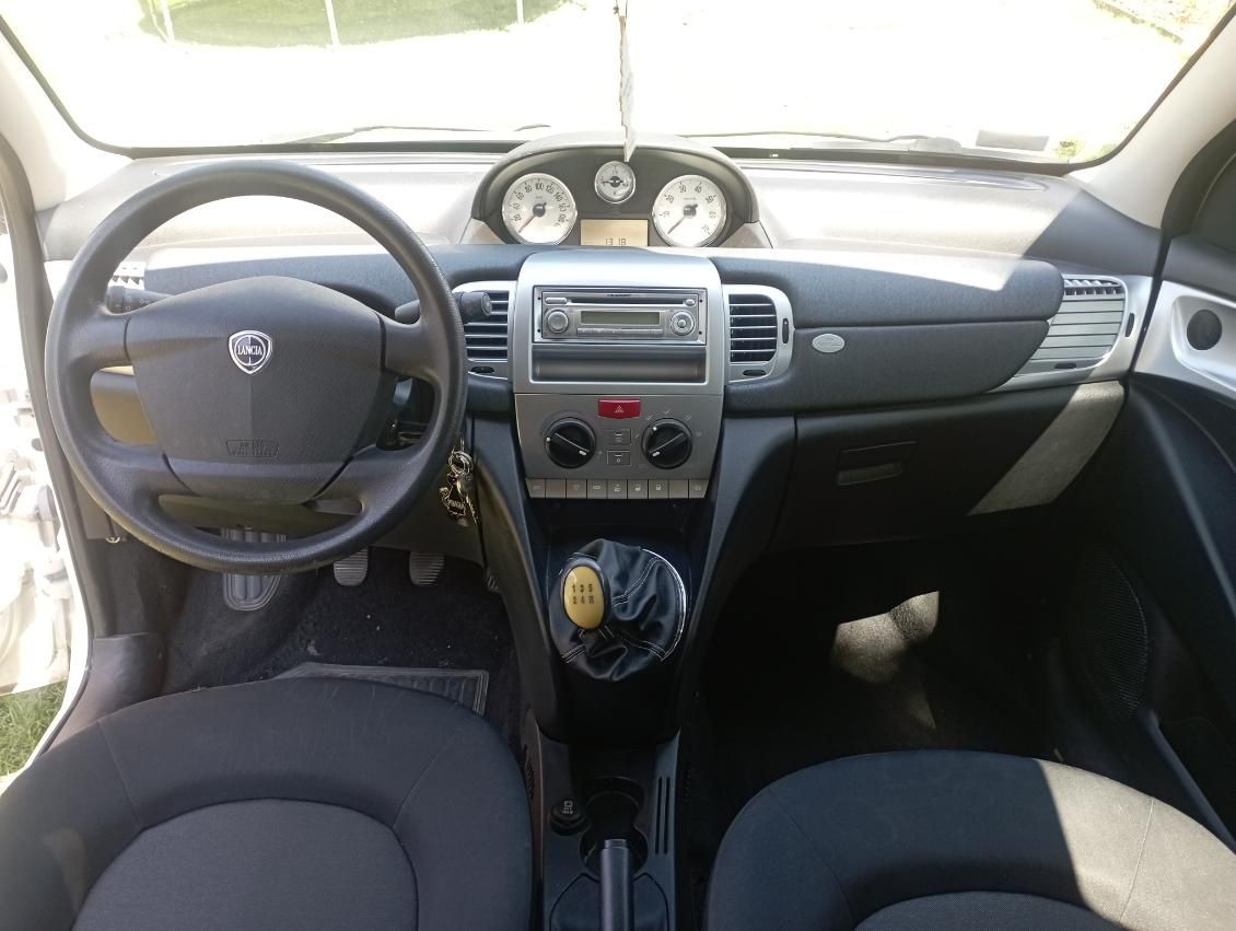 Lancia Ypsilon 1.2 D.I.V.A.