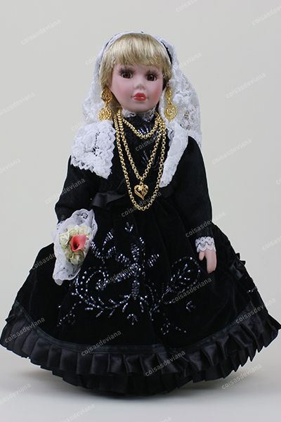 Bonecas de Porcelana com Trajes Minhotos - Genuínas