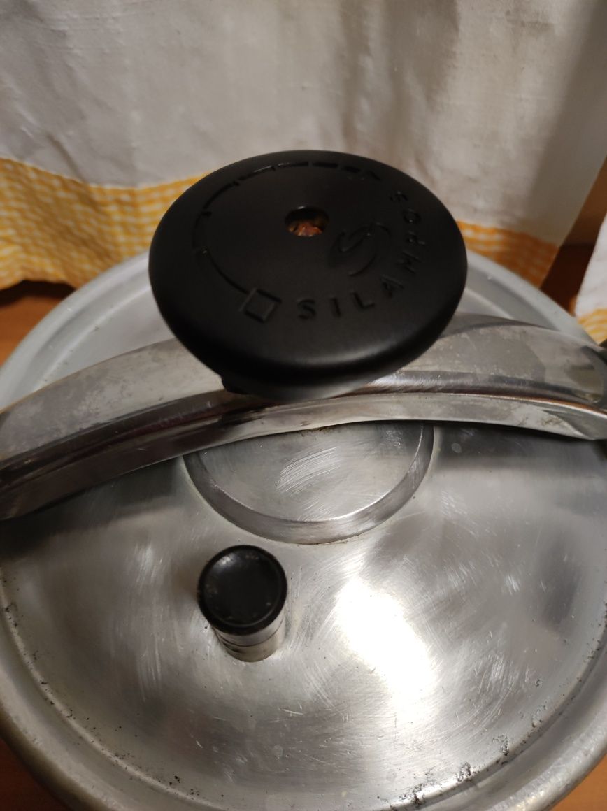 Panela e tacho de pressão