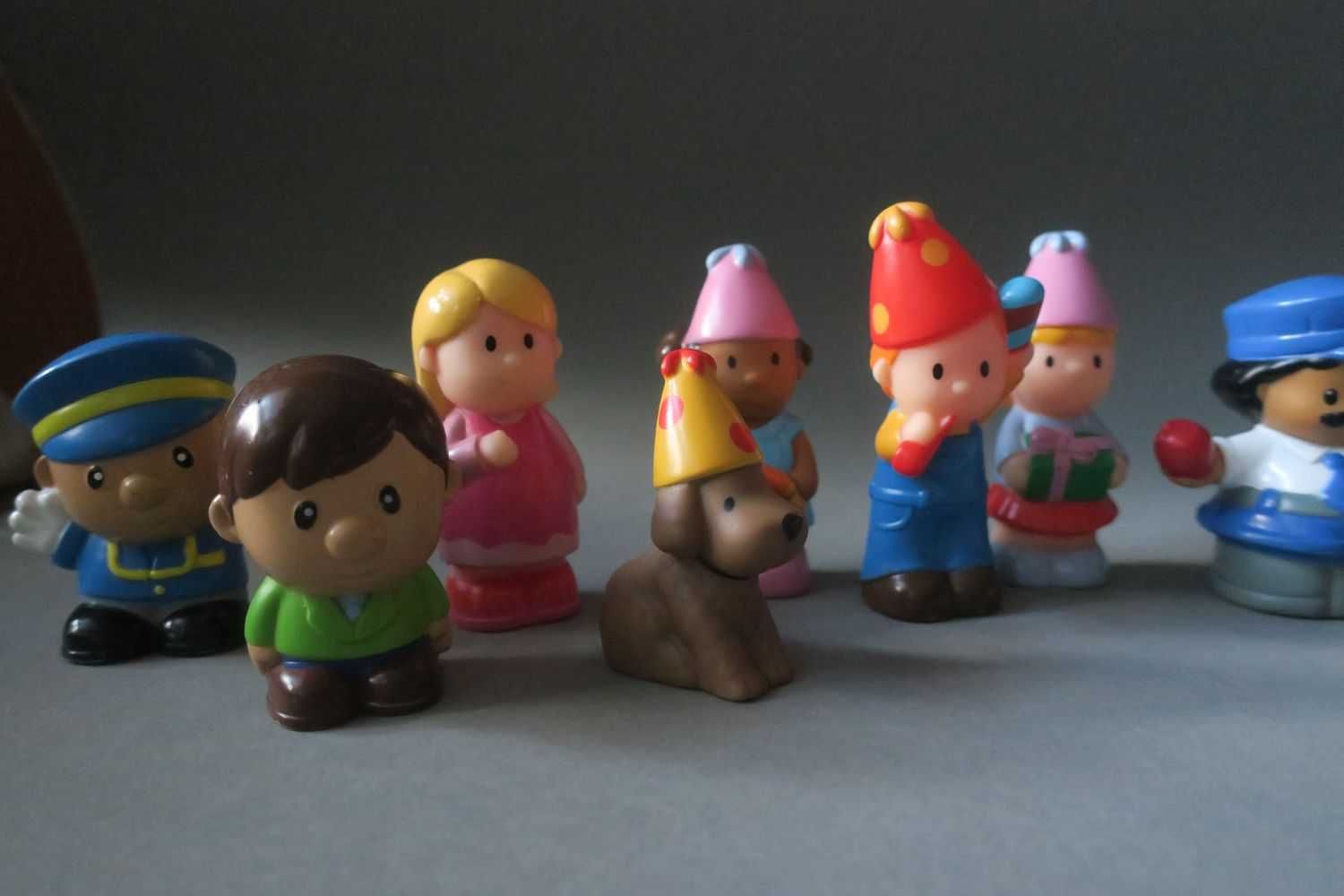 Figurki Little People 15 sztuk i inne