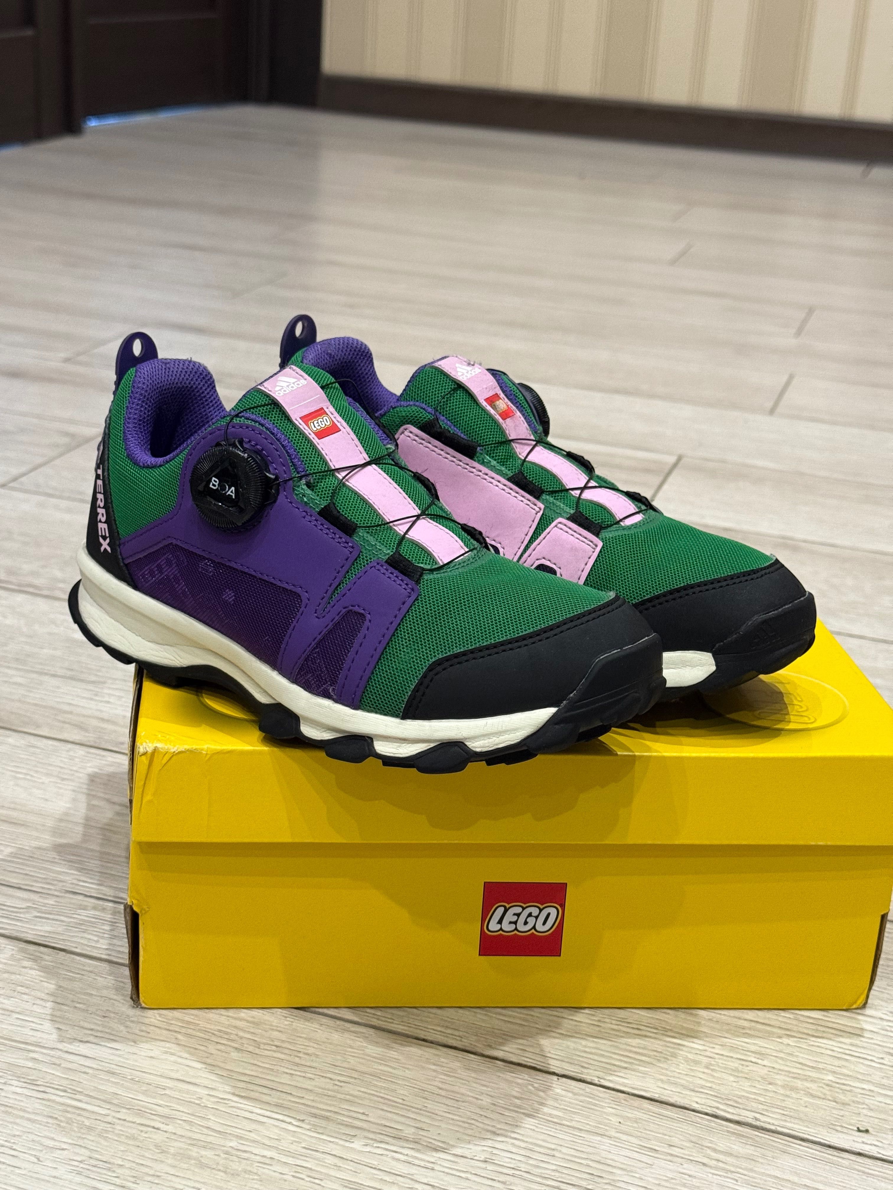 Кросівки дитячі Adidas terrex 36,5 розмір