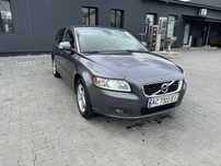Автомобіль volvo v50