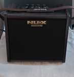 Amplificador NUX Guitarra Acústica.