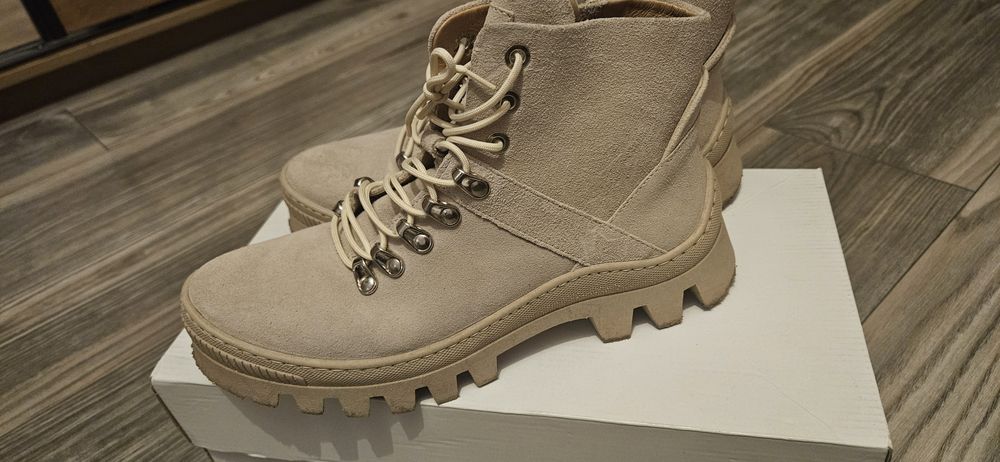 Lekkie Trapery Rusin Braies Beirge Skóra naturalna.