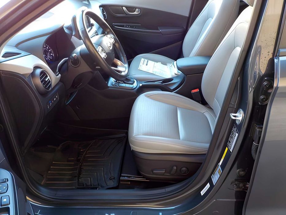 Hyundai Kona      2018