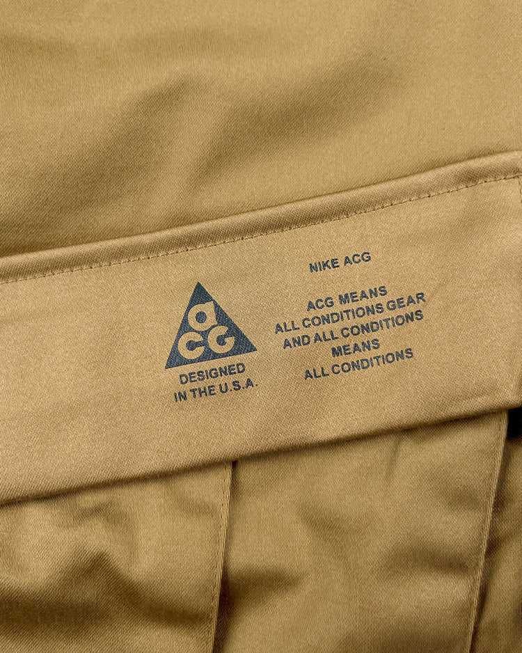 Шорти Nike ACG 880981 Cargo Shorts Brown