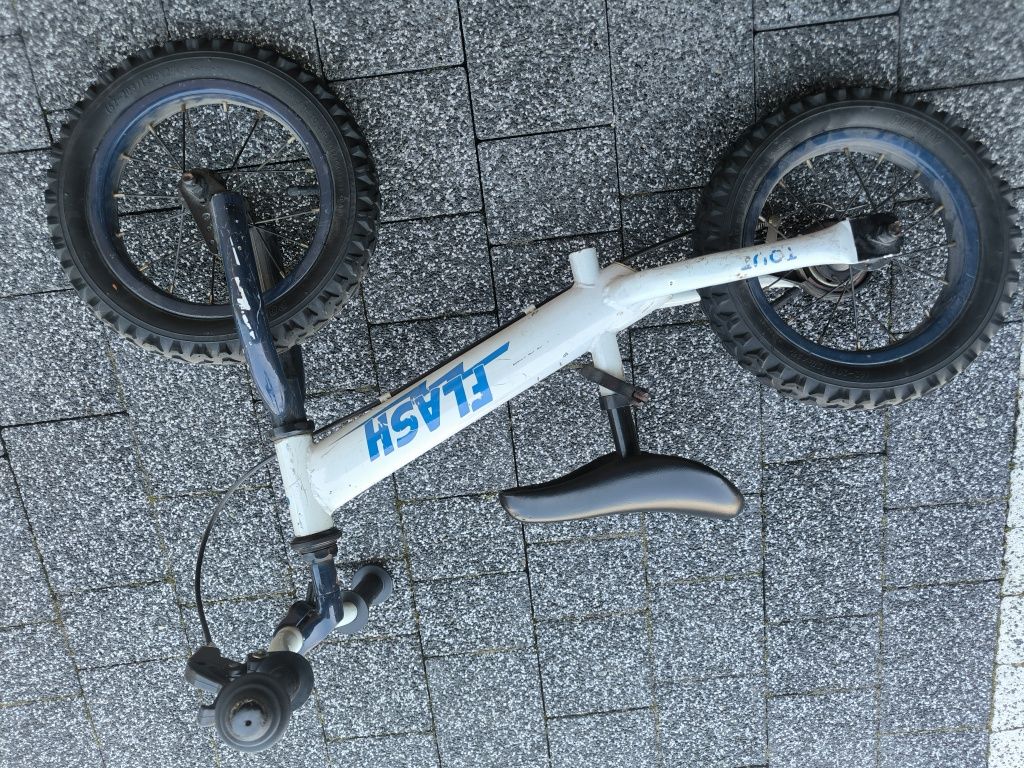 Rowerek biegowy 12" FLASH