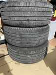 Vendo 2 Pneus Perelli 275/45/21