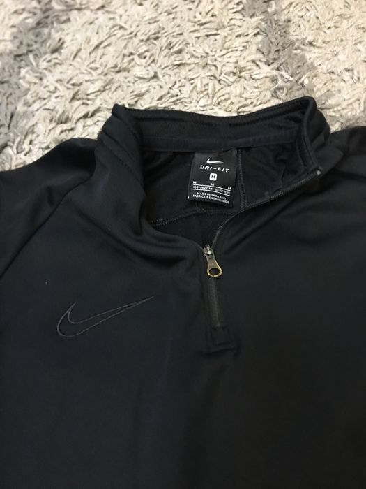 Продам  костюм Nike
