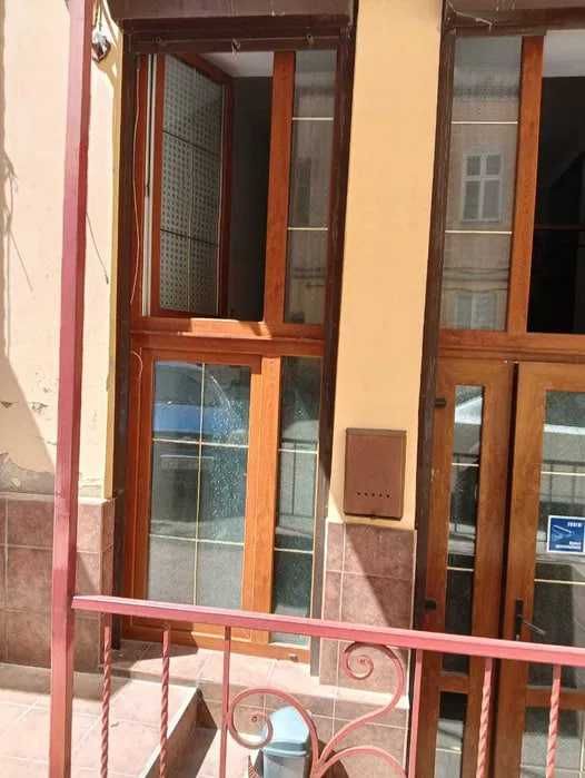 Продаж комерційного приміщення в центрі Львова, район Палацу Потоцьких