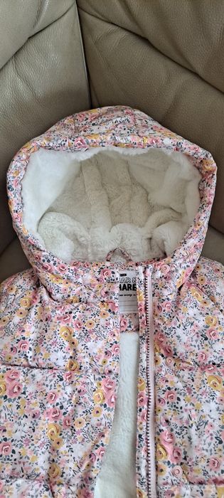 Zimowa kurtka dla dziewczynki r. 116