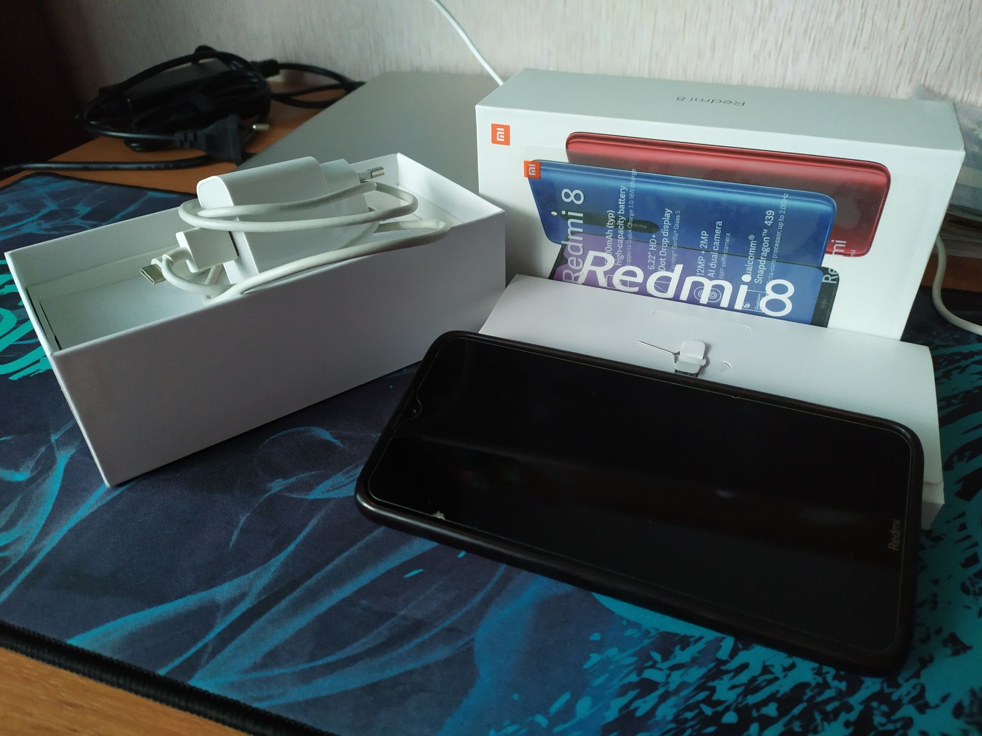 Продам телефон Redmi 8