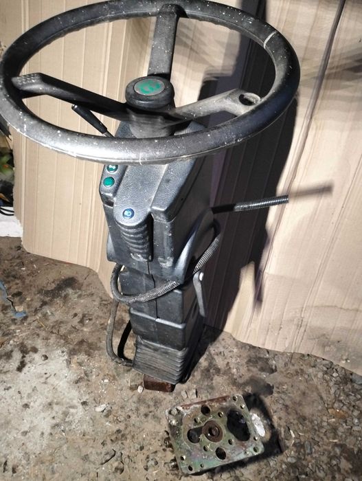 Рульова колонка та насос дозатор