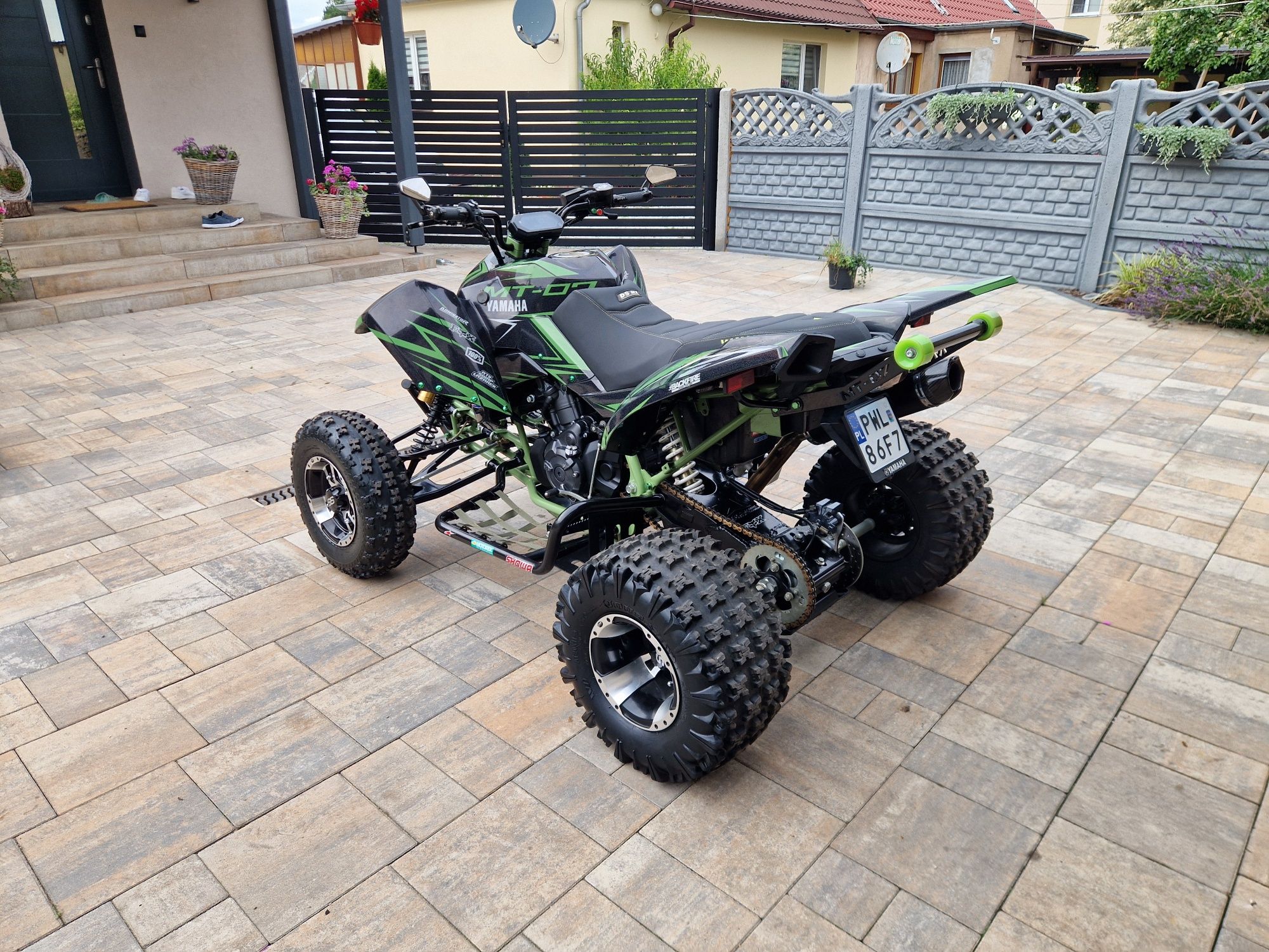 Quad Access Triton Lukcy Star swap MT07 [yamaha,ltz,raptor]