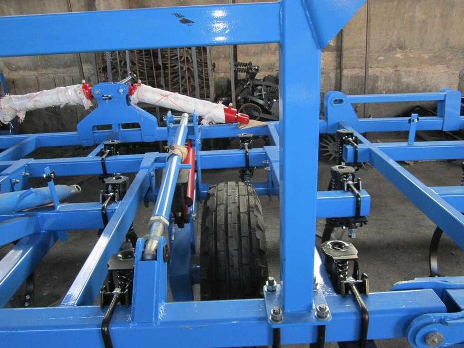 ТОП Культиватор КПС КГШ-4 4-х рядний з катками та пружинними боронами