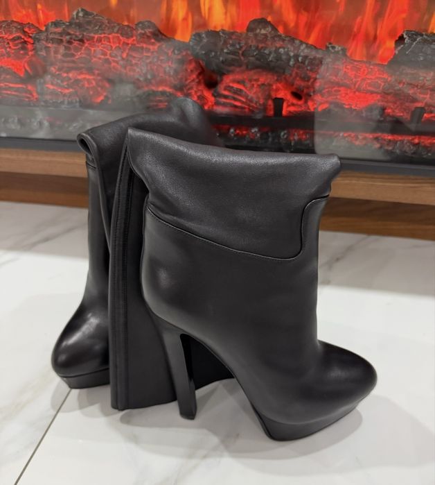 NANDO MUZI САПОГИ ,новые ,срочная продажа