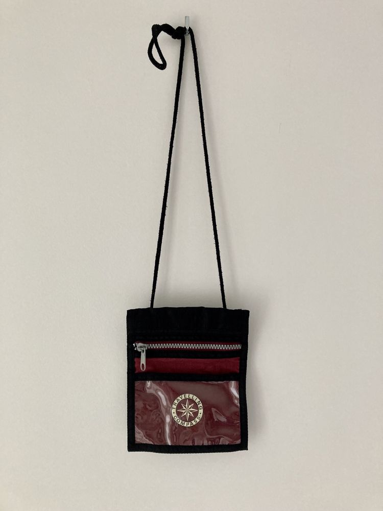 Bolsa de peito para viagem - Travelling Compass