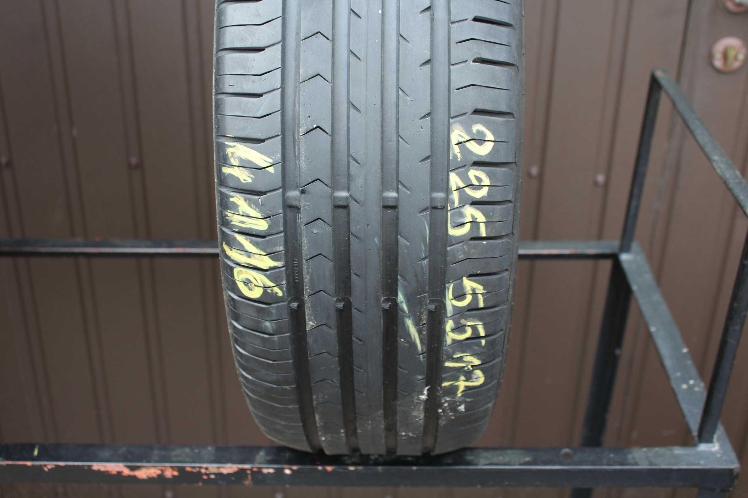 225 55 r17 Continental Premim Contact 5