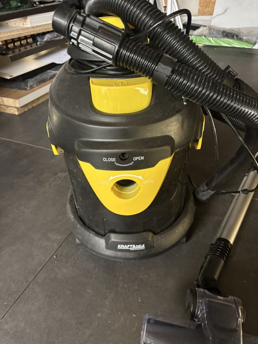 Odkurzacz pioracy, odkurzacz do prania dywanow tapicerek kraft dele