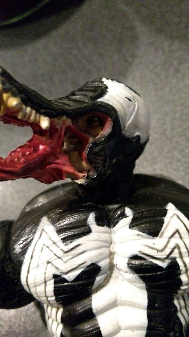 Venom figurka Marvel 2001 rok