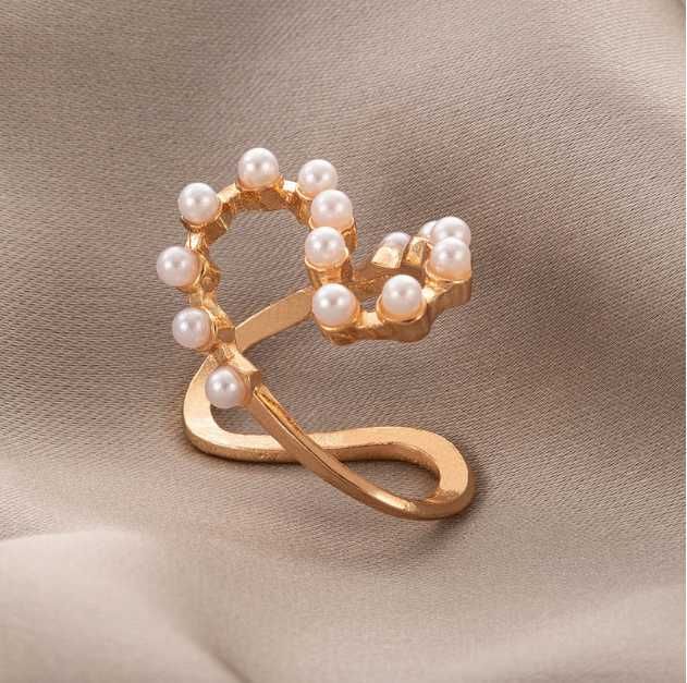 Pierścionek Złoty Białe Perły Idealny dla Kobiety na Prezent