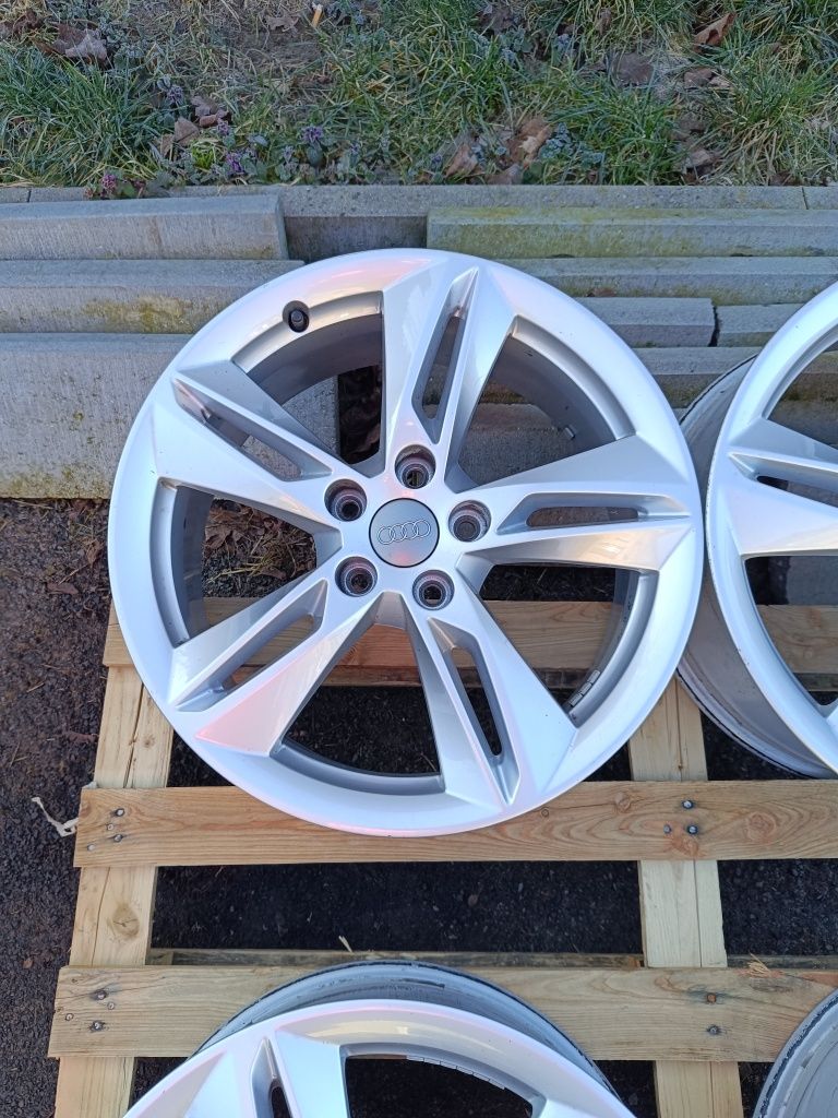 Komplet felg aluminiowych Audi 18 cali ,5x112