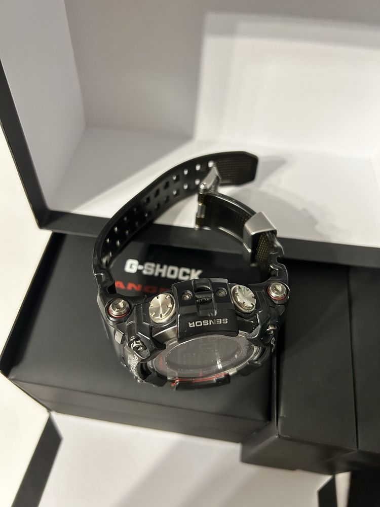 Zegarek G-Shock GPR-B1000 stan bardzo dobry