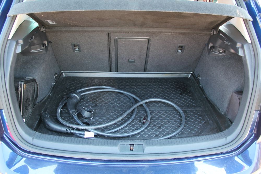 Volkswagen eGolf 2018 36квт