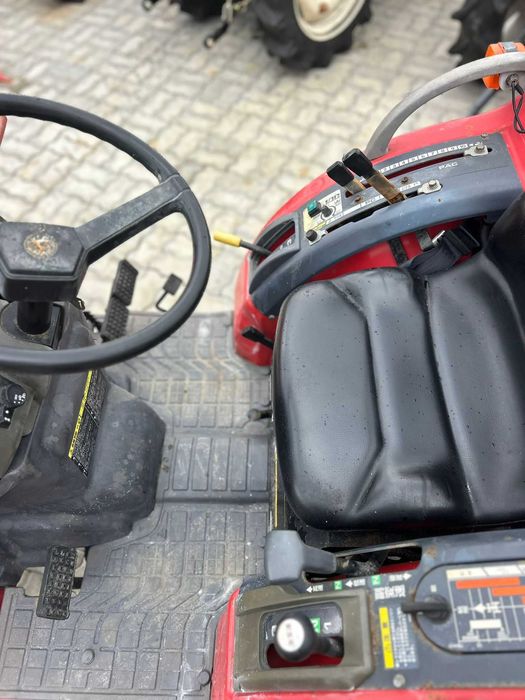 Mitsubishi MT170 Imaculado