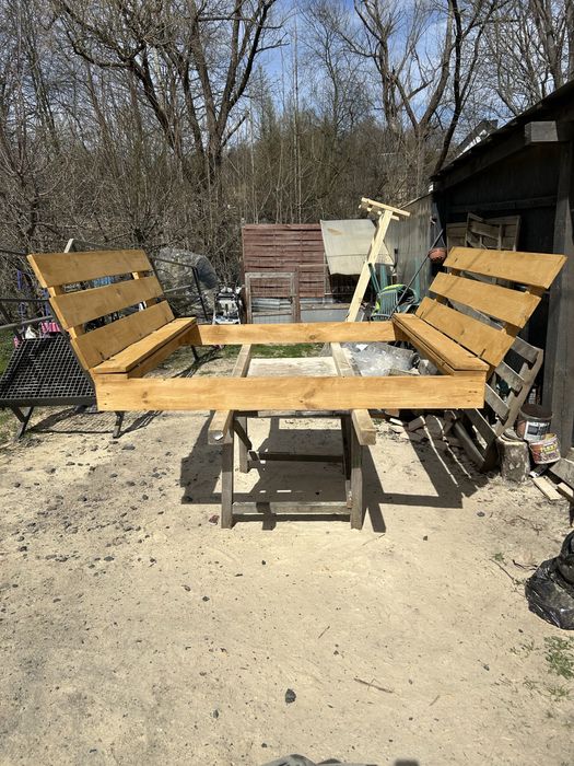 Zestawy mebli ogorodowych huśtawki piaskownice pergole donice stoły