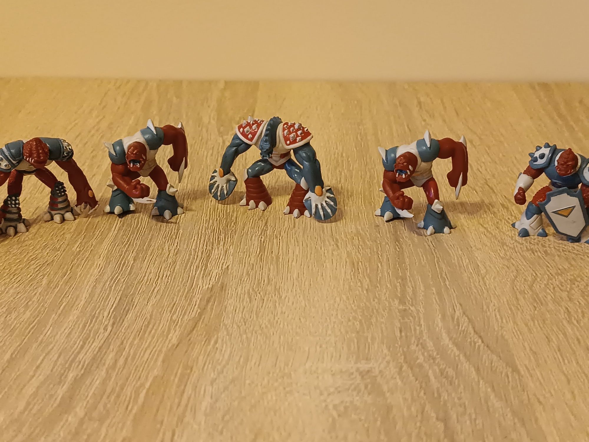 Figurki Xenox space warriors panini