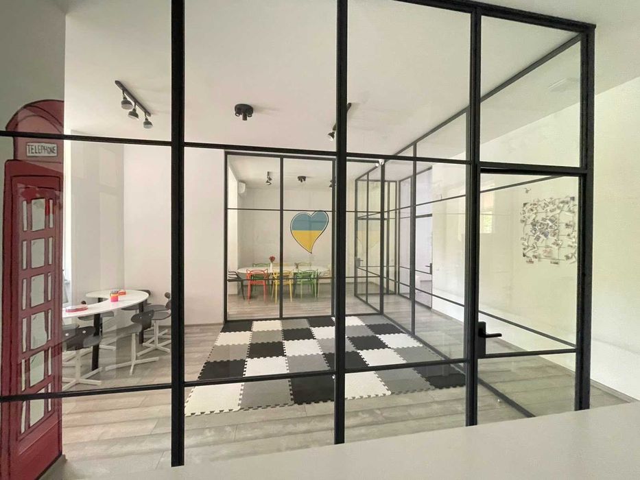 Комерційне приміщення 93 кв.м., ЖК "Софія Сіті", вул. Боголюбова, 42