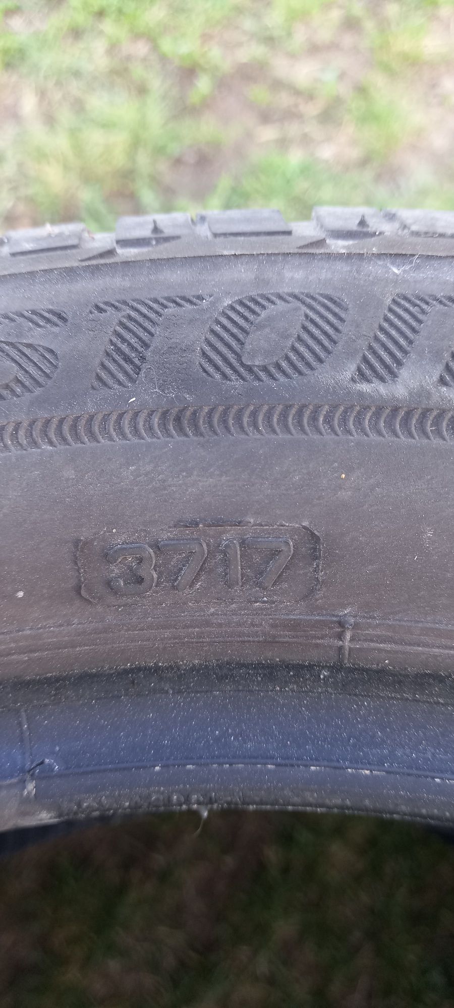 Автомобільні шини 185/55 R 15